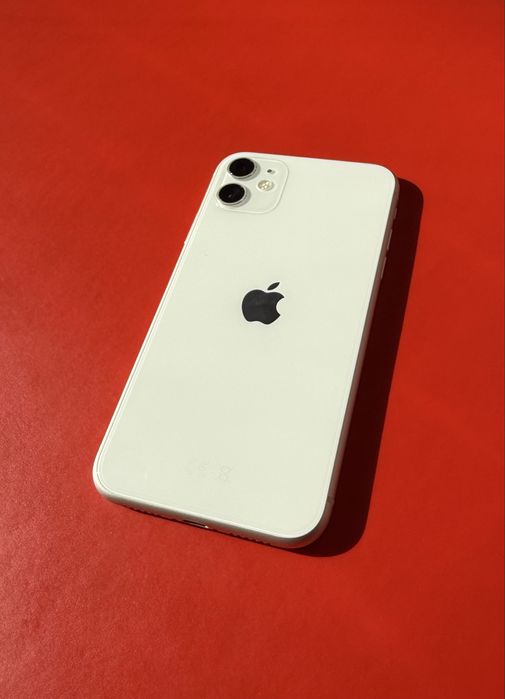 Iphone 11 white , 128 gb