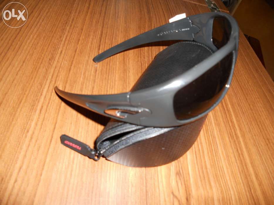 ÓCulos carrera como novo