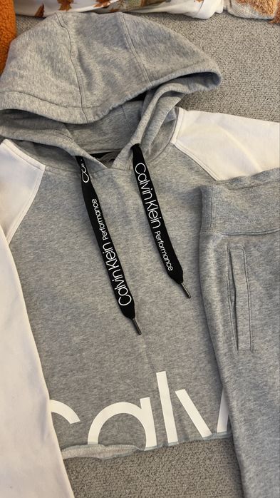 Костюм Calvin Klein S оригінал