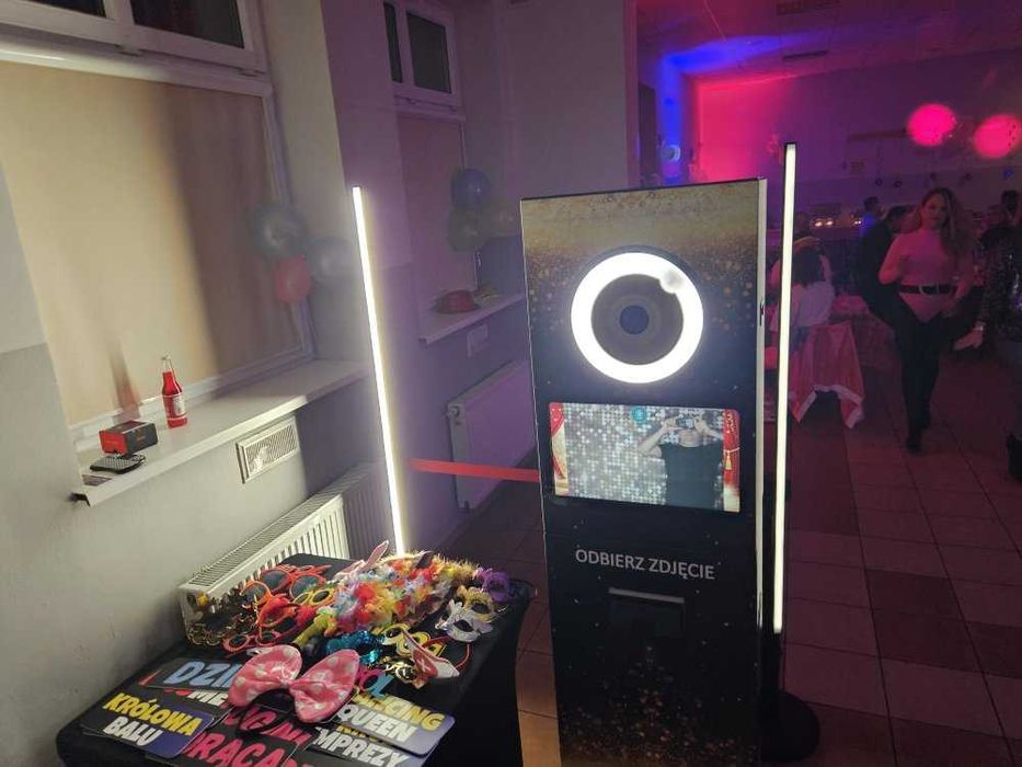 Fotobudka 360 -  Atrakcja na Urodziny Wesele Imprezę