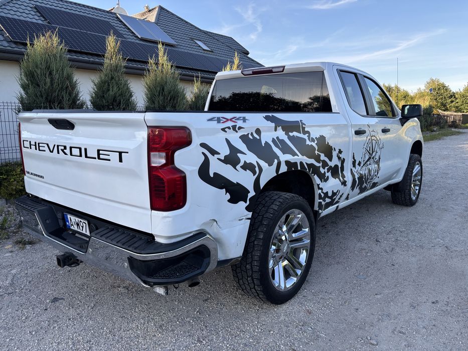 Chevrolet Silverado - 2019 rok - 4x4  - nie f150 dodge ram - ZAMIANA