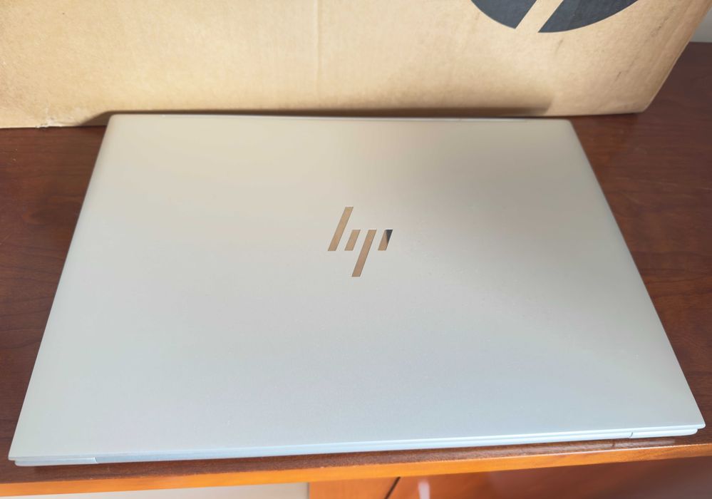 HP Elitebook 860 G10 c/Ecran 16" Tactil|i7-1365u|32Gb|Ssd 1TB|Garantia