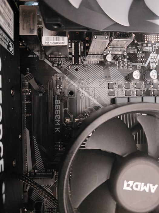 Mało używany komputer do gier – gotowy do grania.  RTX 5060