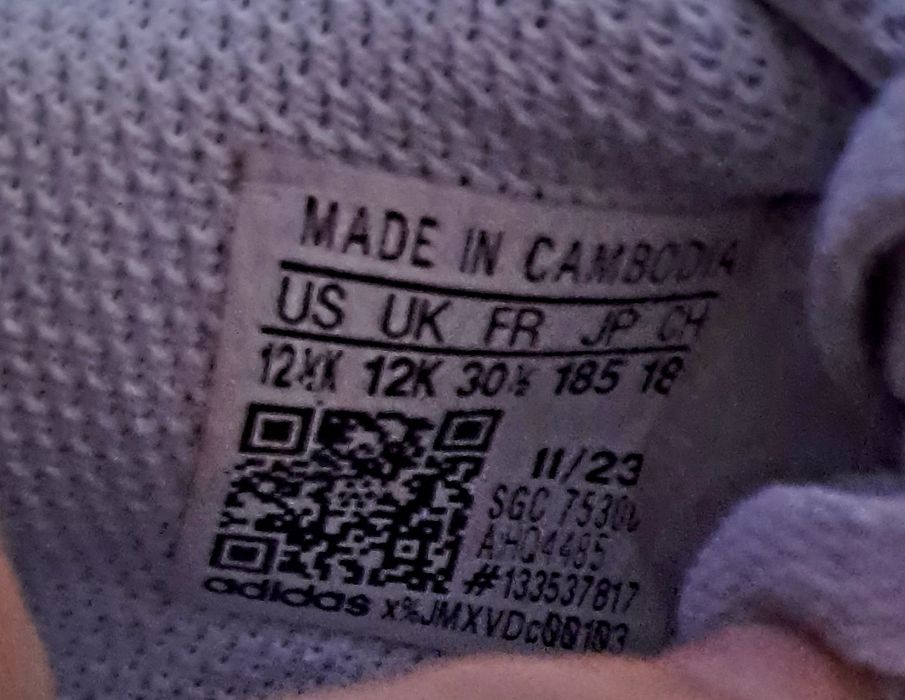 Дитячi кросівки для футболу Adidas,  30,5р.