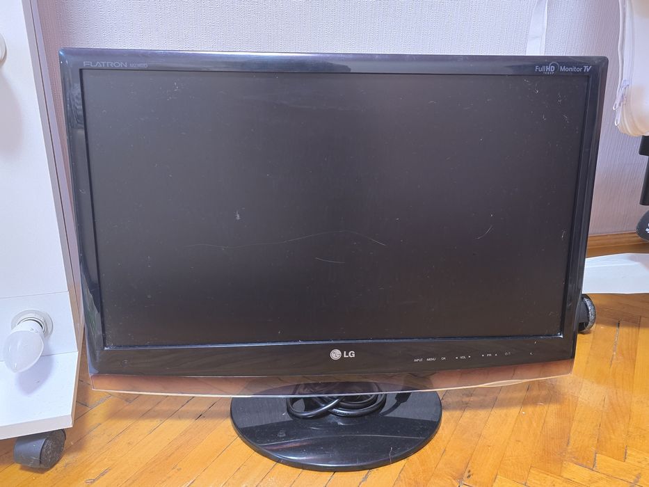 Продам монітор-телевізор LG Flatron M2362D 23" Full HD