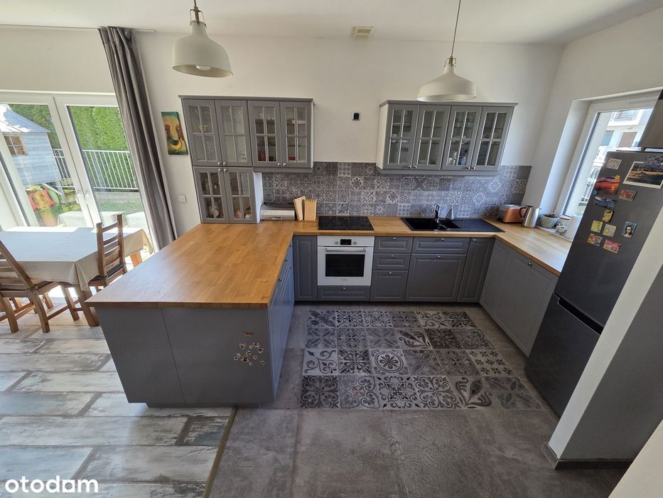 Na Sprzedaż Dom Szeregowy, narożny– Zalesie– 72,54 m², działka 192 m²