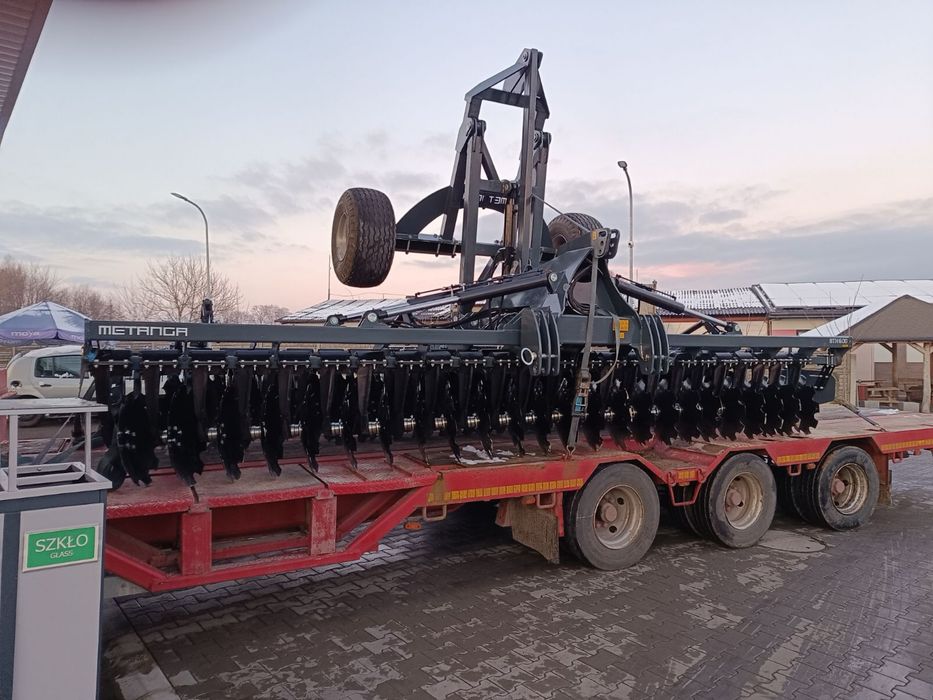 Brona talerzowa agregat hydrauliczna Metanga BTH 4;4,5;5;5,5;6m