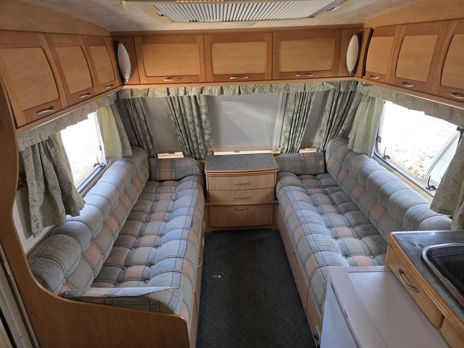 Caravana inglesa lunar lexon