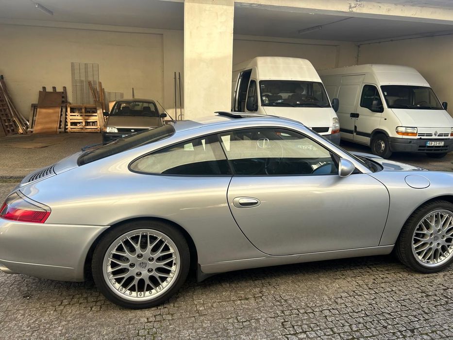 Porsche 911 (996) Carrera Coupé