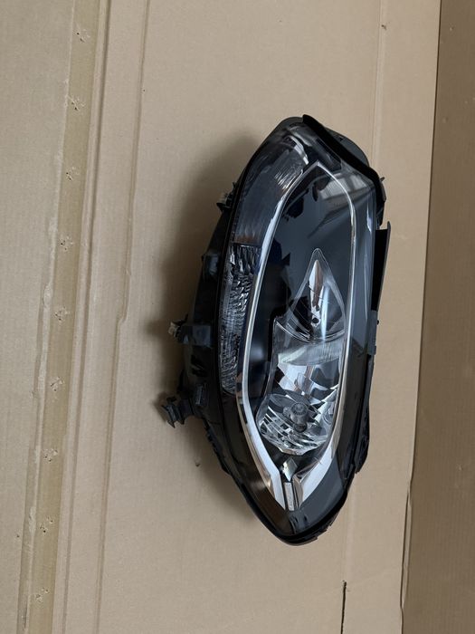 Farol Esquerdo Mercedes-Benz Classe B W246 Original