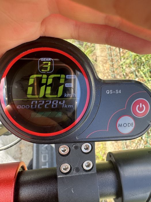 Hulajnoga Motus pro 8,5 lite