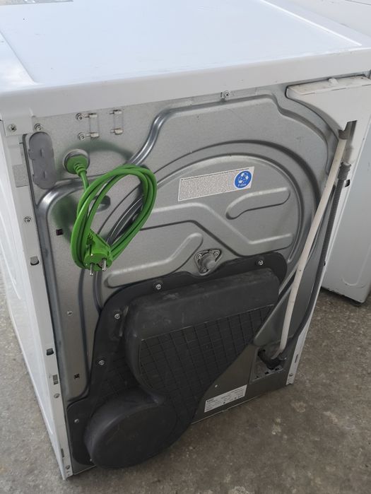 Máquina de Lavar Roupa + Máquina Secar Roupa