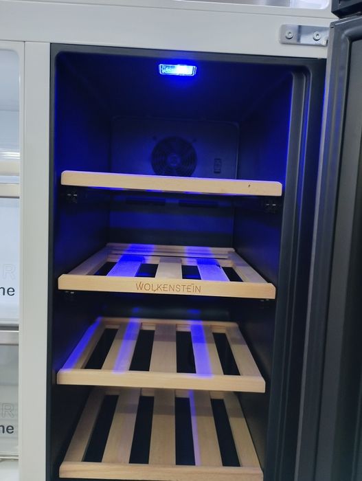 Frigorífico Americano com Dega de vinho led