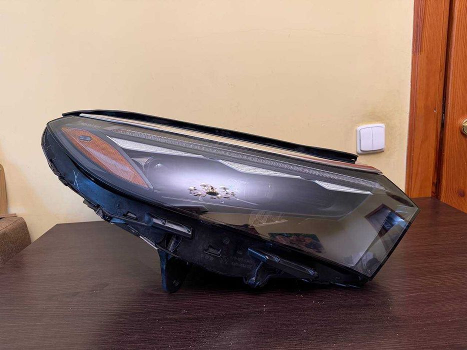 Фара права Mersedes EQS USA W296 SUV DIGITAL LED