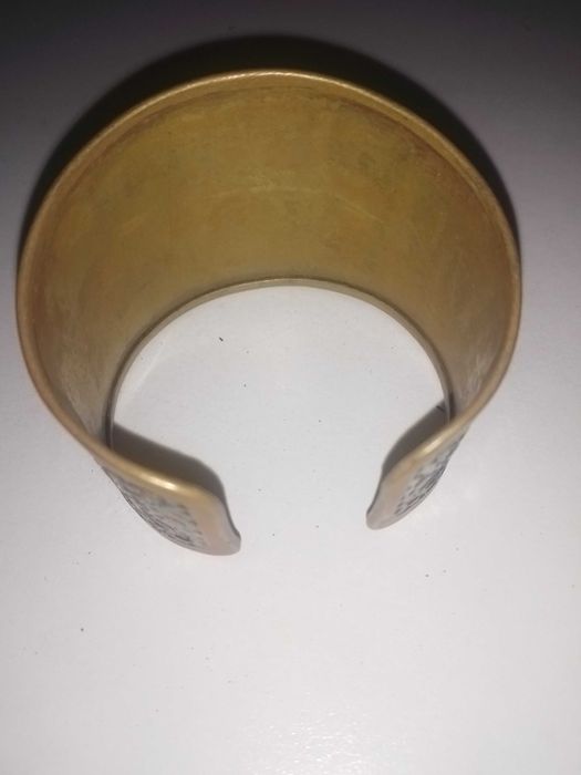 Pulseira em metal