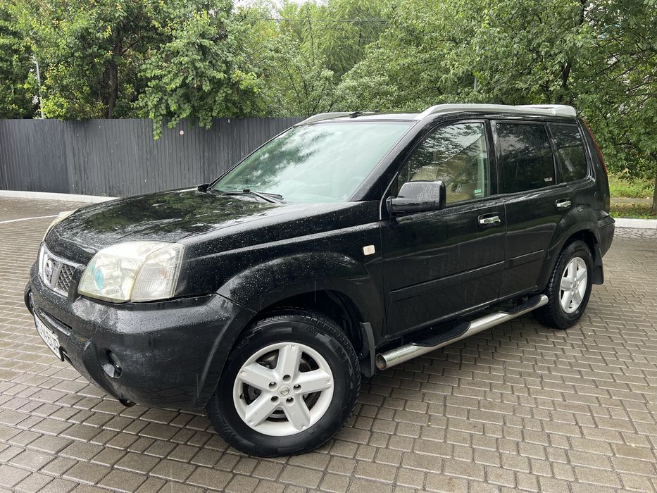 Продам Nissan X-Trail 2.2дизель в хорошем состоянии