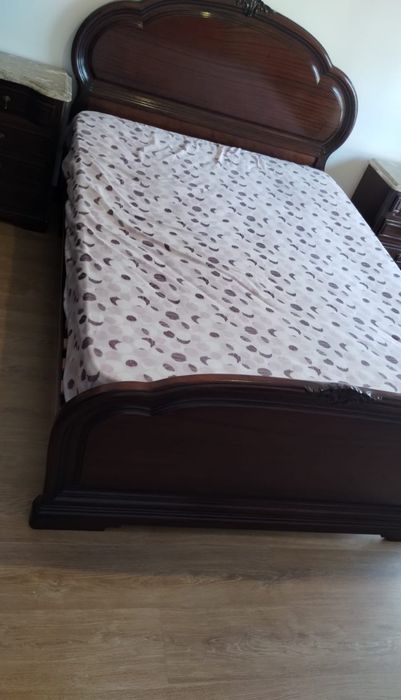 Cama, Jogo de quarto em perfeito estado