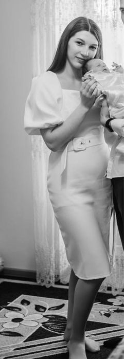 Плаття було одіте один раз