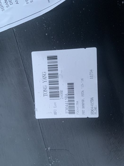 Передний бампер FORD FIESTA 13-16