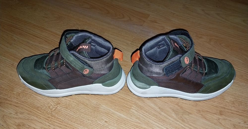 Botas em excelente estado