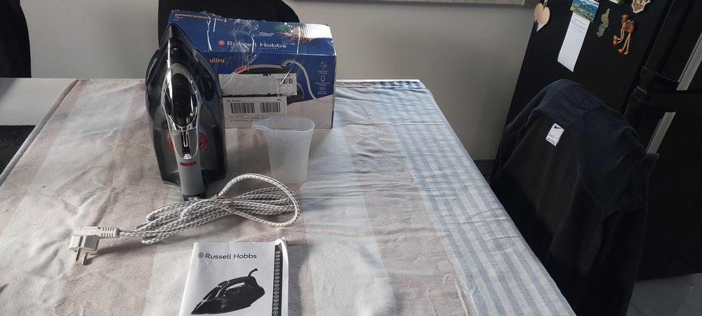 Żelazko Russell Hobbs Power Steam Ultra