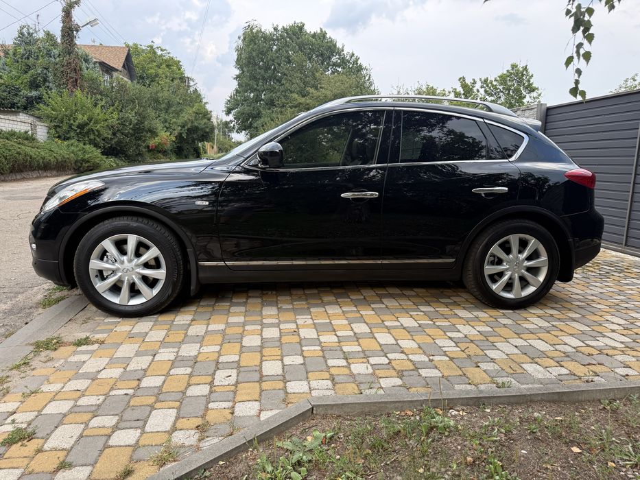 Продам infiniti EX 35