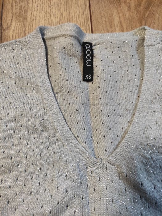 Bluzka/sweter z metaliczną nitką XS