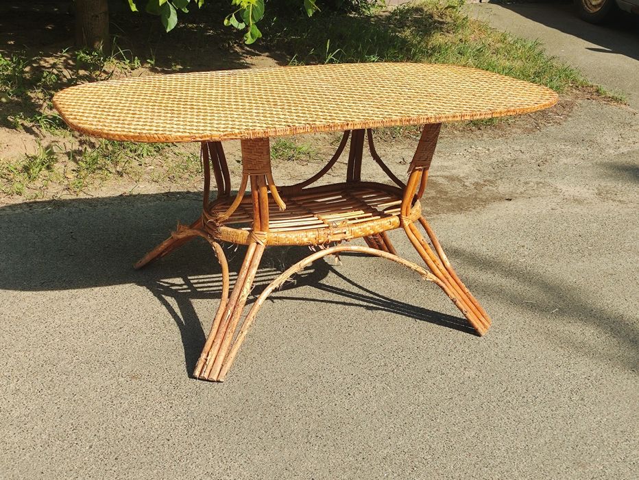 Стол для террасы, сада, беседки