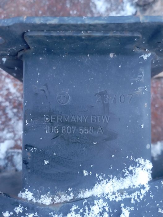 Підсилювач бампера заднього. Усилители задннего бампера