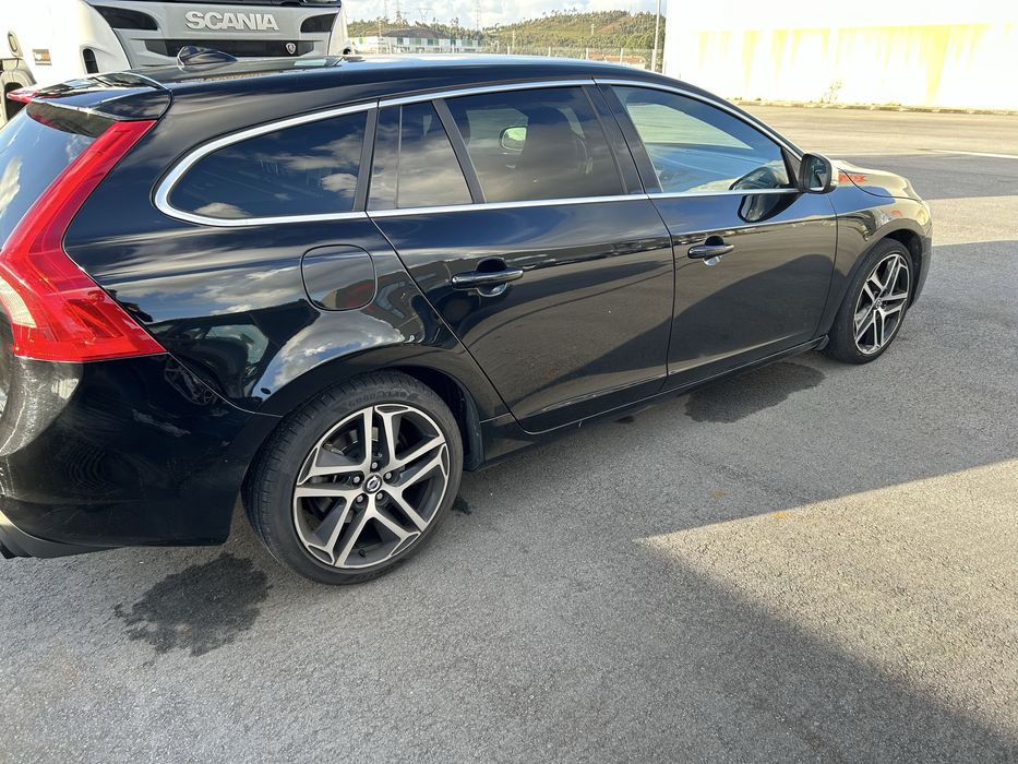 Volvo V60 R Design - Automatica