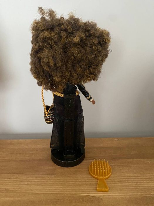 Лялька LOL Royal Bee