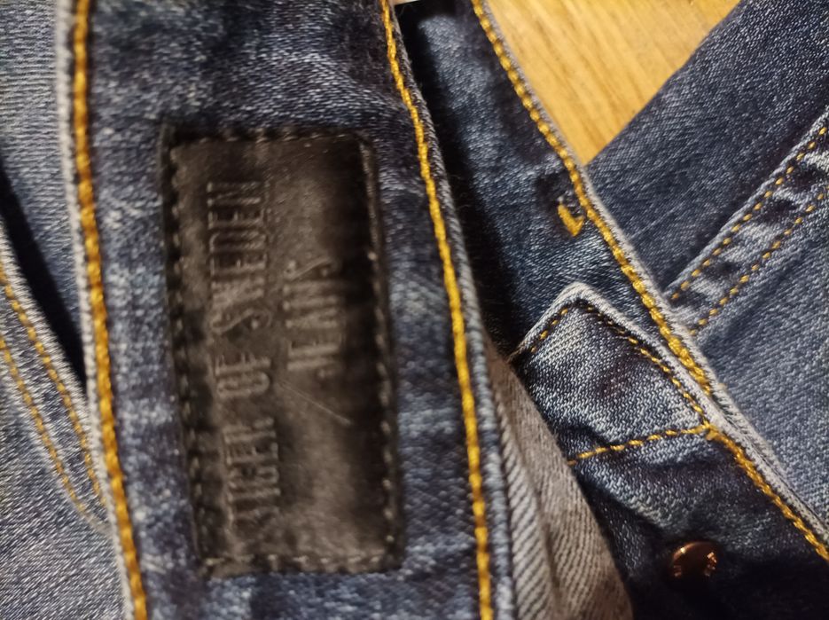 Spodnie jeansowe damskie Tiger of Sweden Slight