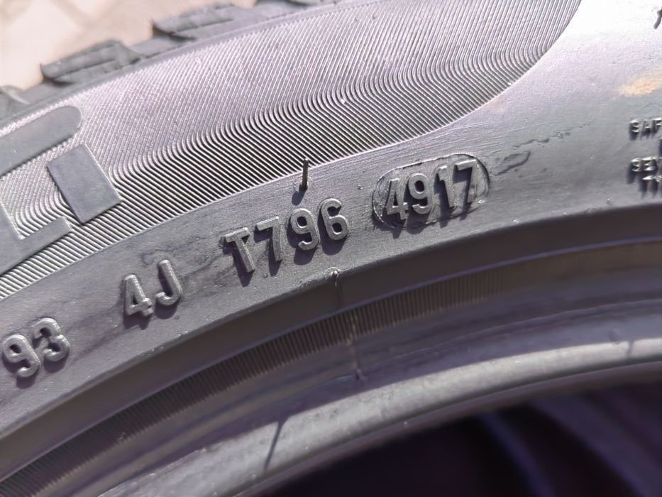 245/45R18 100V Pirelli Winter Sottozero 3 MOE pojedyncza zimowa