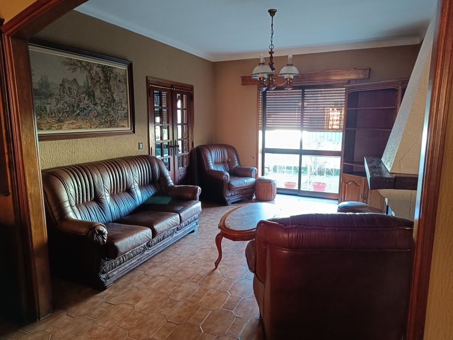 Arrendamento moradia T4