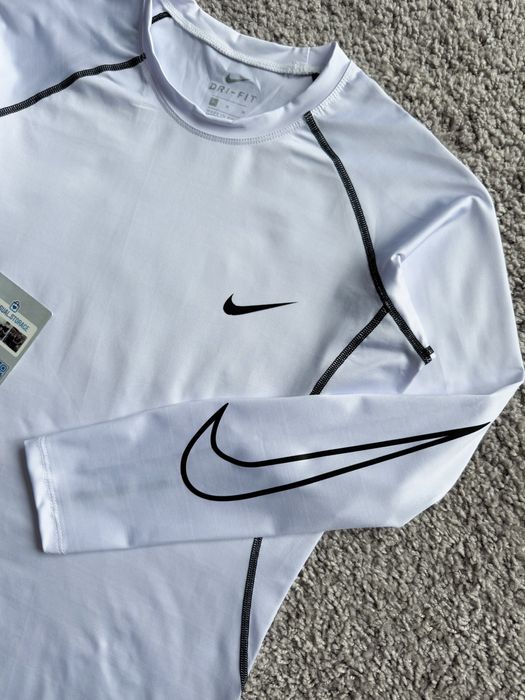 Рашгард Nike Pro Combat Swoosh 2025 (термо, компрессионка Найк)