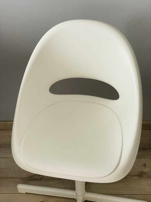 Dzieciece krzeselko biurowe ikea