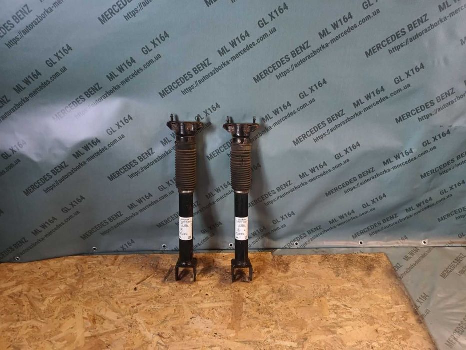 Задній амортизатор Mercedes ML GLE W166 стойки задні Розбірка МЛ 166