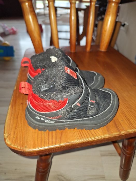 Buty zimowe chłopięce  ocieplane wodoodporne Quechuo rozmiar 24