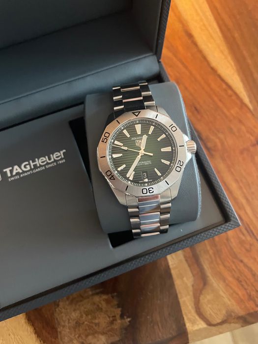 Tag Hauer Aquaracer  200 date