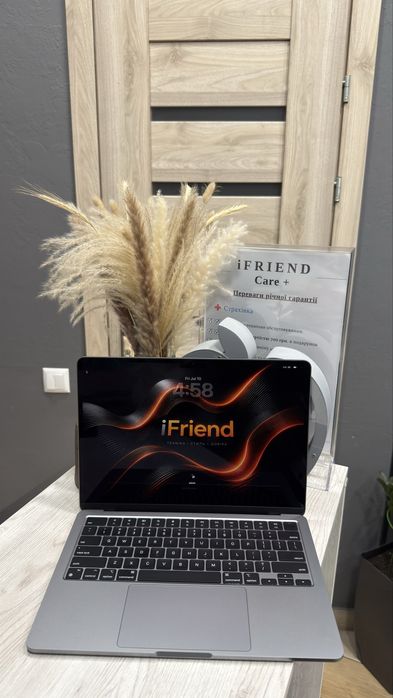 MacBook Air m2  8/256 Gb Space Gray,ідеальний стан,12 циклів,гарантія від магазину IFriend.