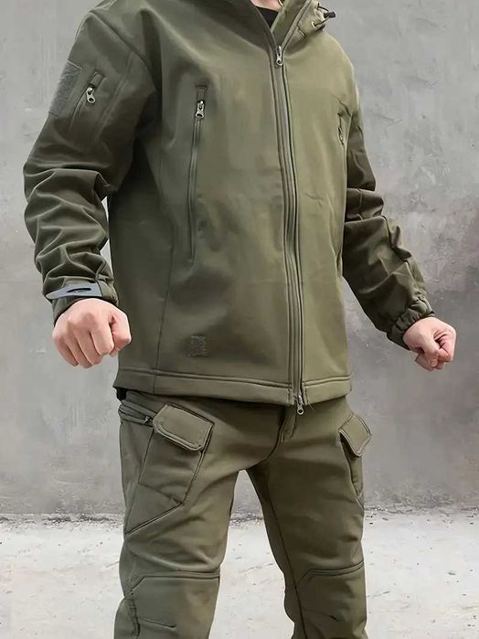Демісезонний Чоловічий костюм Softshell чоловічий для туризму і міста