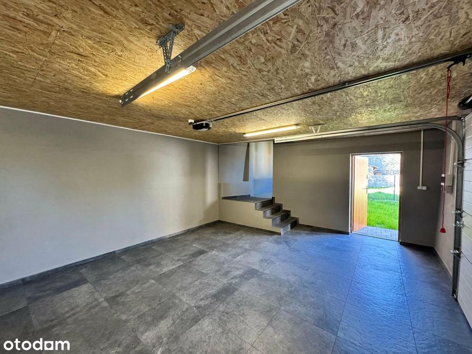 Nowoczesny dom z garażem w Białogonie 149 m2