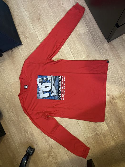 Two DC T-Shirts    …..64741260272001122