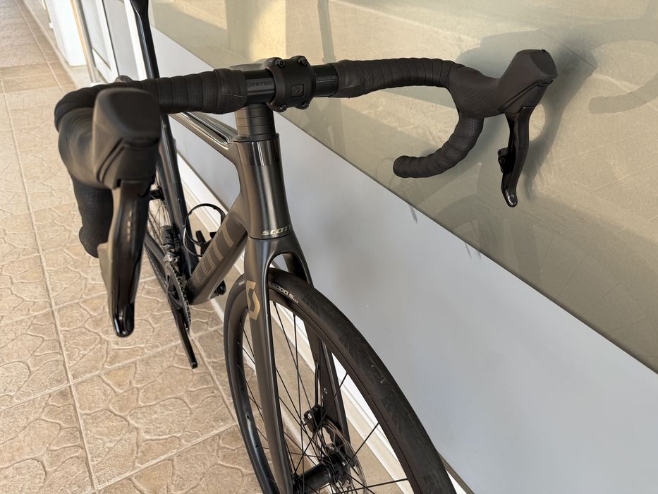 Bicicleta Scott Addict - Mudancas electricas