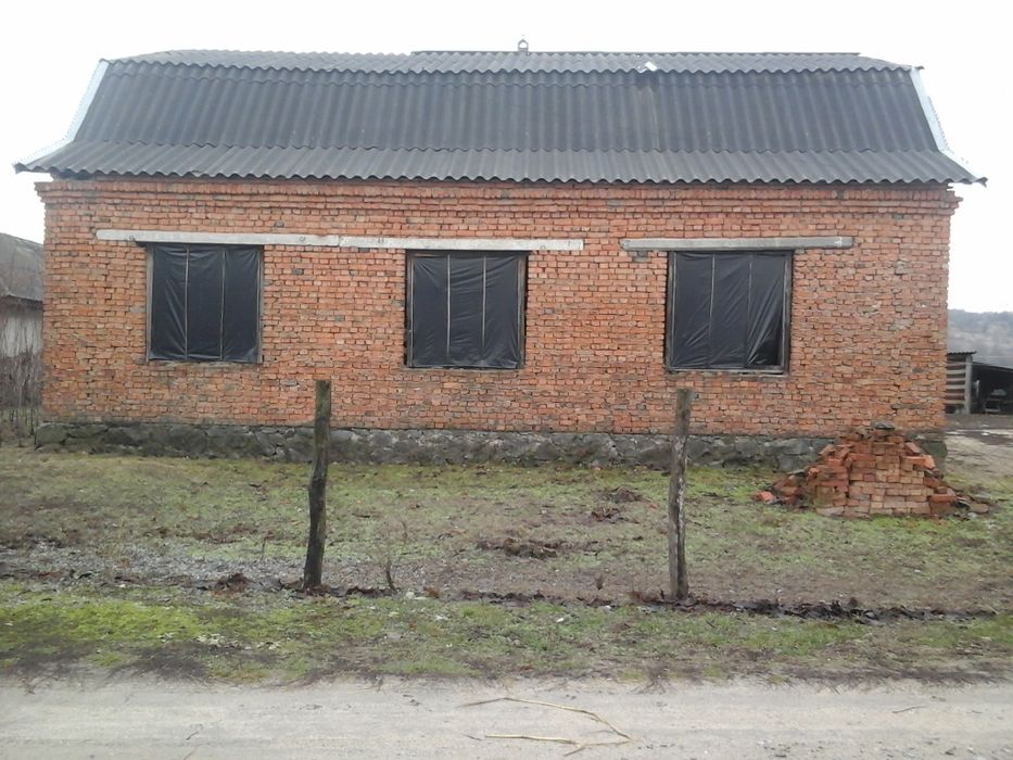 Продам не добудований будинок