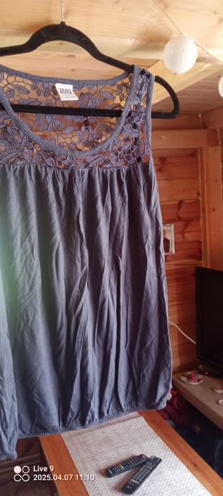 Bluzka damska letnia bez rękawów rozmiar M