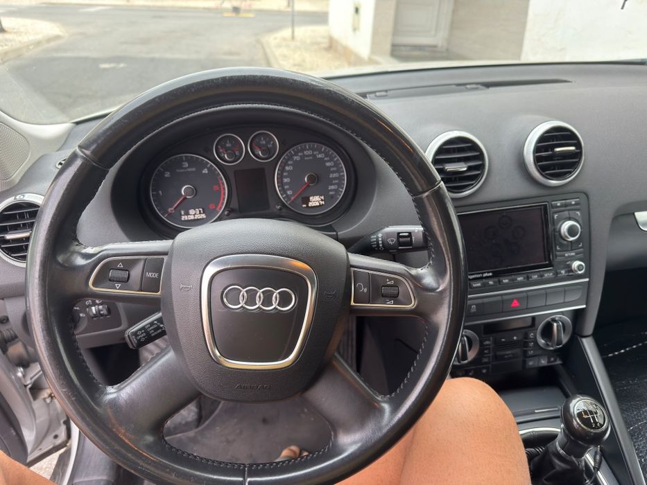 Audi A3 1.6 tdi 105cv