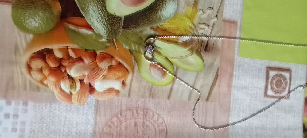 Sprzedam Srebrny łańcuszek