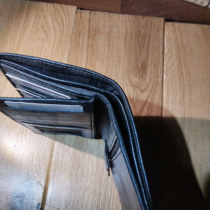 Portfel skórzany czarny