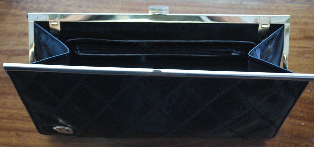 Pochete Preta (30cm x 16cm)